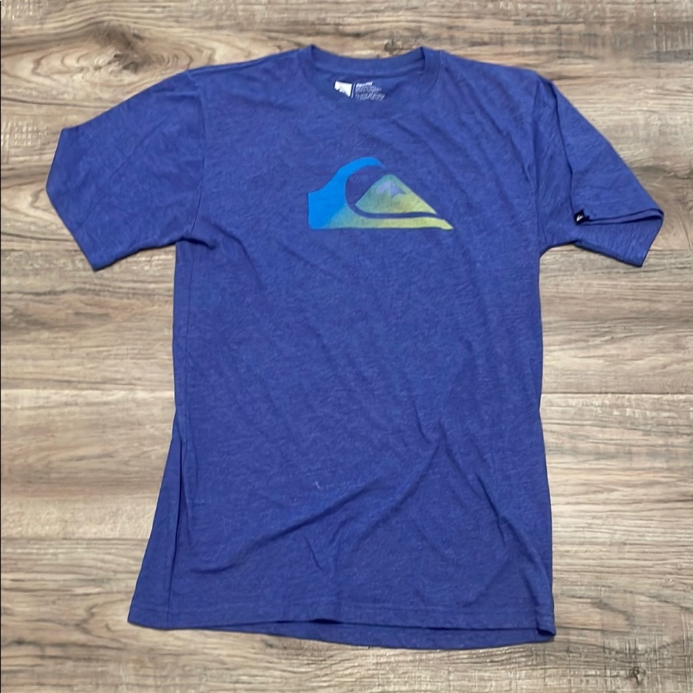 Quiksilver Men's Blue Graphic T-Shirt